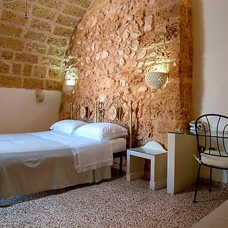 La Vecchia Corte Nocleg ze śniadaniem Tricase