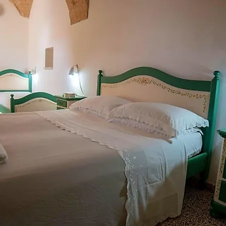 La Vecchia Corte Oda ve Kahvaltı Tricase